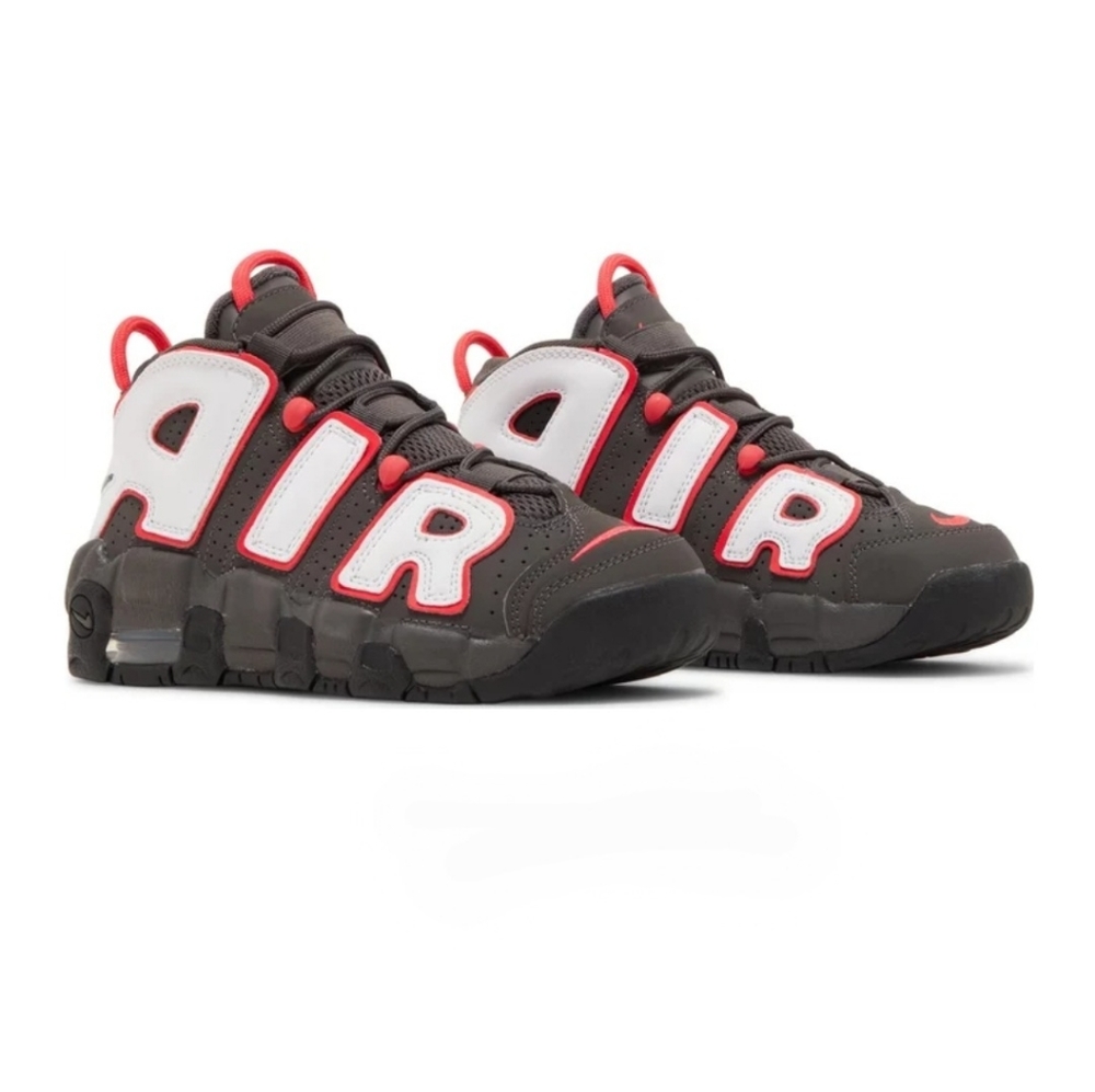 Boys Nike uptempo